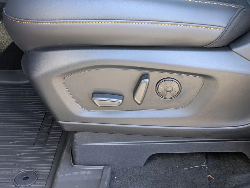 New 2026 Agate Black Metallic Ford Tremor image 24