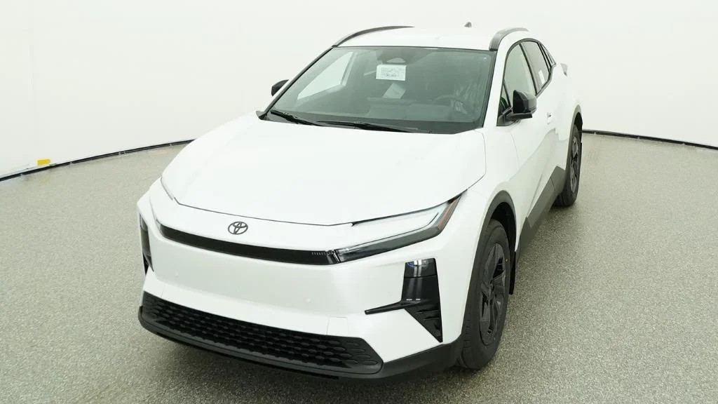 New 2026 Wind Chill Pearl Toyota SE image 22