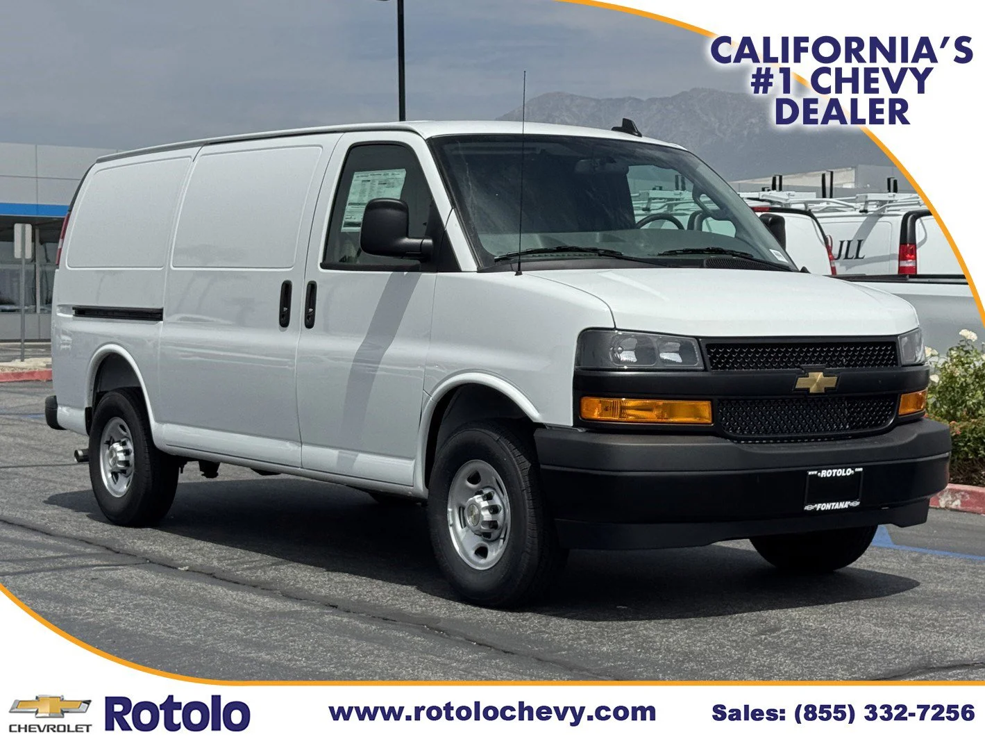 2026 Chevrolet Express 2500 Work Van HD's photo