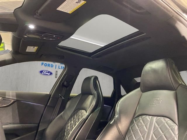 Used 2019 Black Audi 3.0T Premium Plus image 3