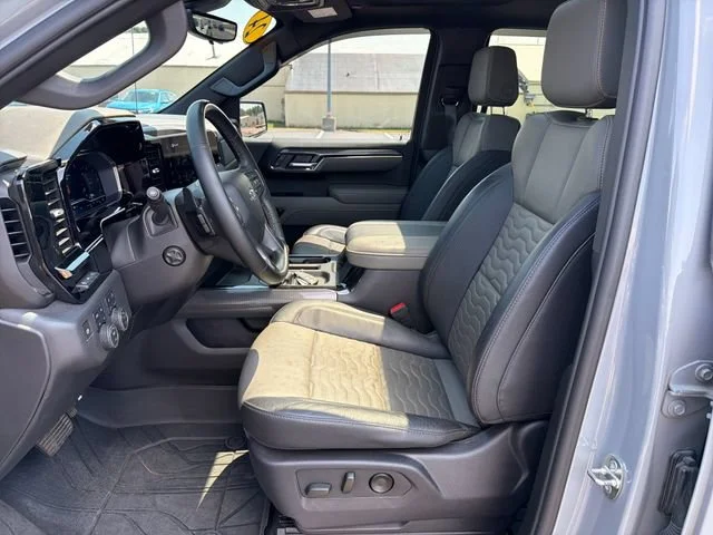 Used 2024 Slate Gray Metallic Chevrolet ZR2 image 16