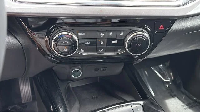Used 2026 Cacti Green Chevrolet ACTIV image 31