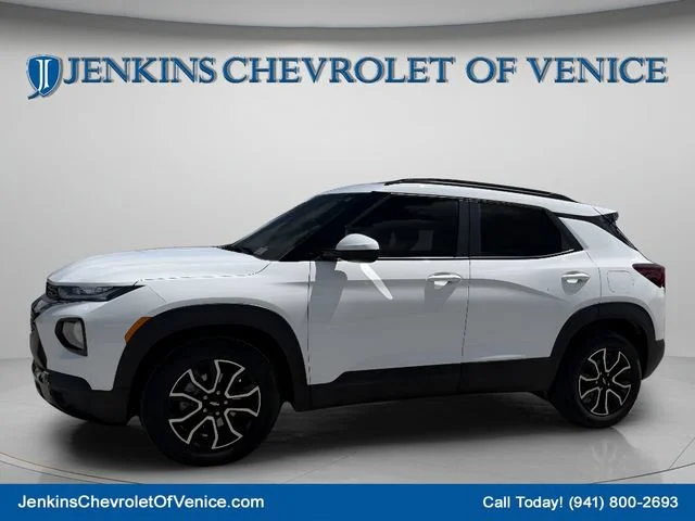 Used 2023 SUMMIT WHITE Chevrolet ACTIV image 10
