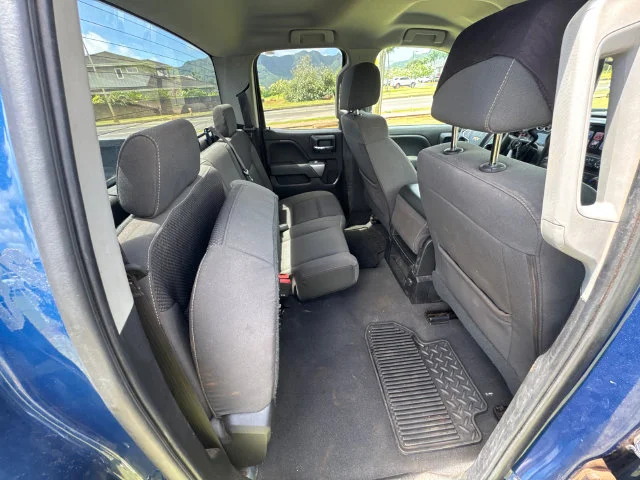 Used 2019 Blue Chevrolet LT image 17