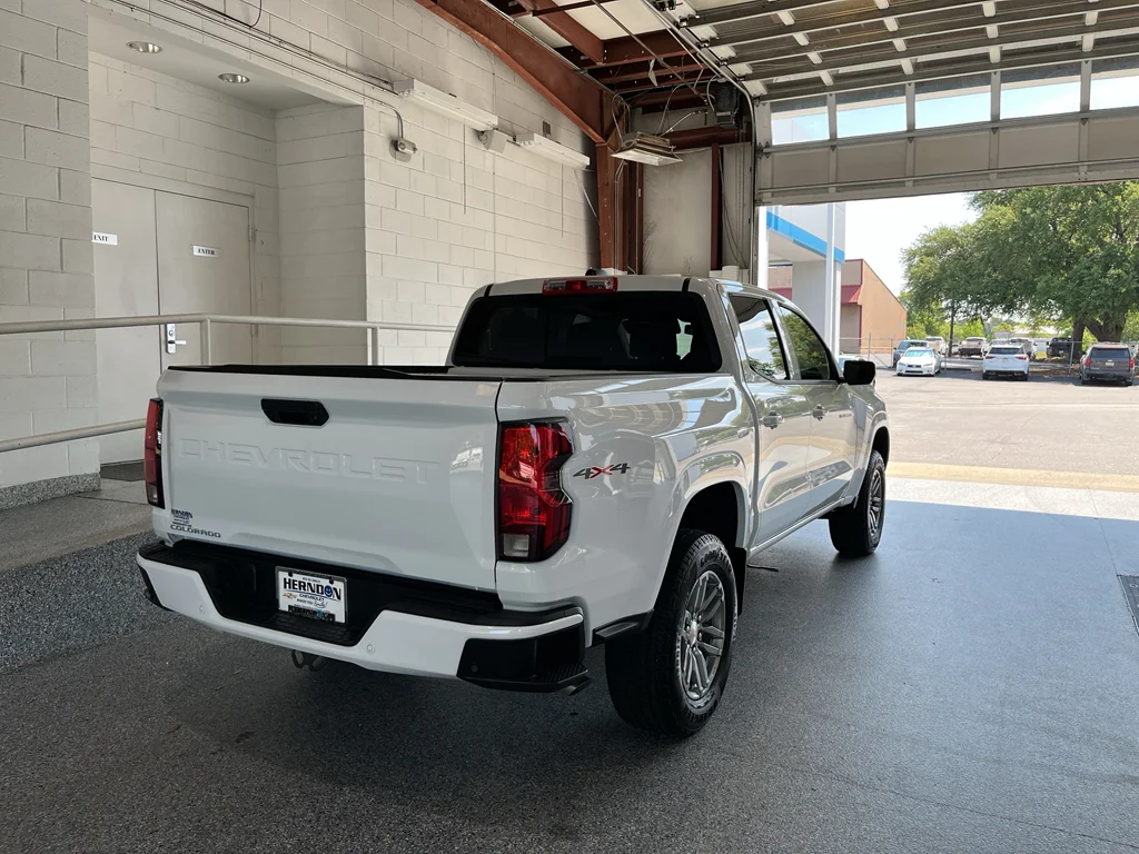2026 Chevrolet Colorado LT - Photo 9