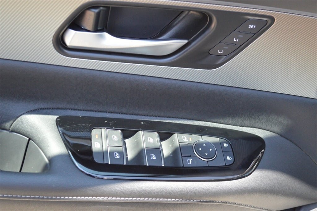 2025 Nissan Murano SL - Photo 27