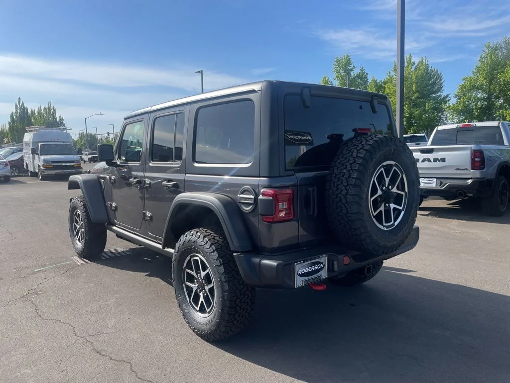 New 2026 Granite Crystal Metallic Clear-Coat Exterior Paint Jeep Rubicon image 3