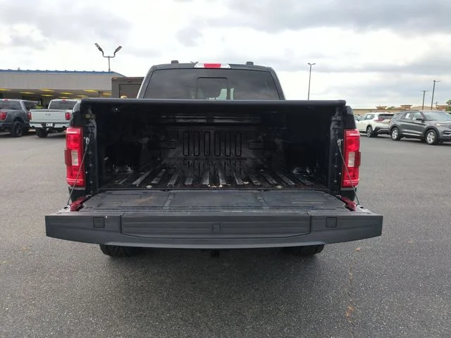 Used 2023 Black Ford XLT image 30