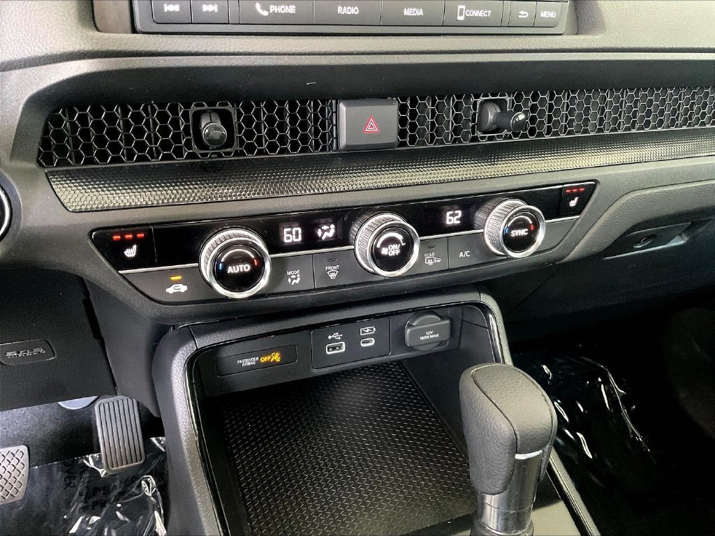 Used 2024 Silver Honda EX image 17