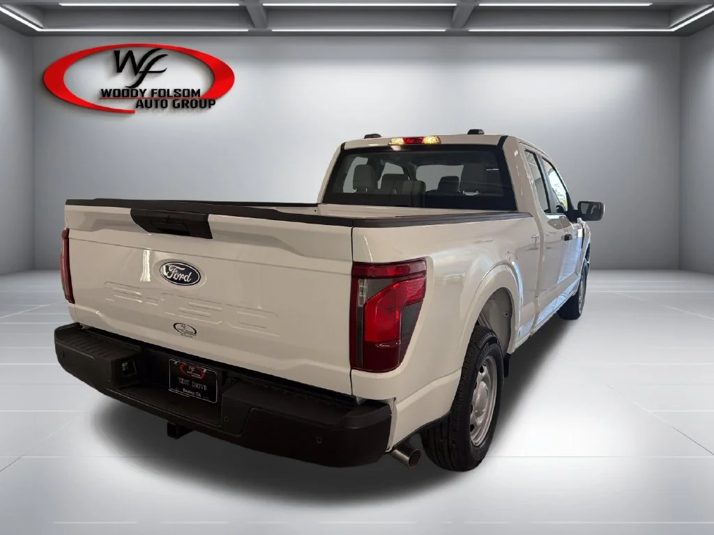 New 2026 Oxford White Ford XL image 6
