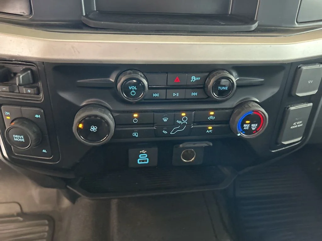 Used 2025 White Ford XL image 52