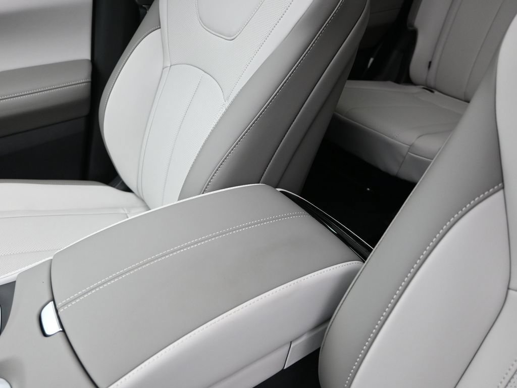 Certified Used 2026 White INFINITI PURE image 14