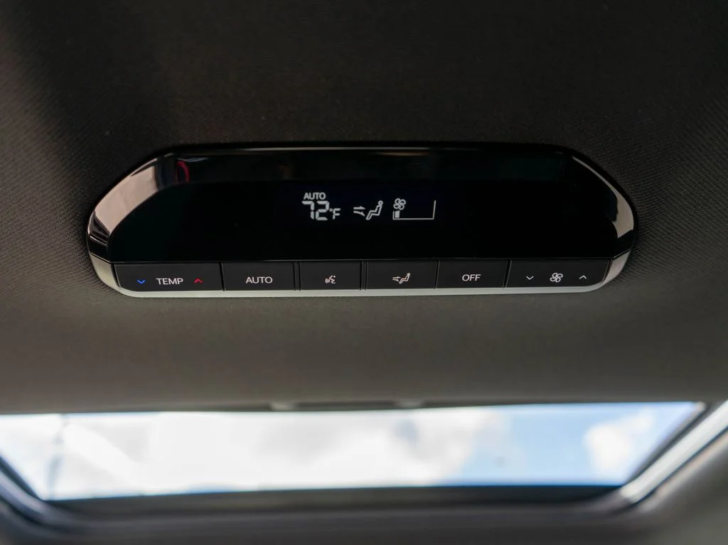 New 2027 Terrain Brown Kia X-Line EX image 15