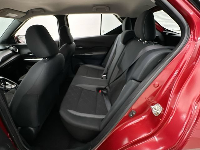 2020 Nissan Kicks SV - Photo 11