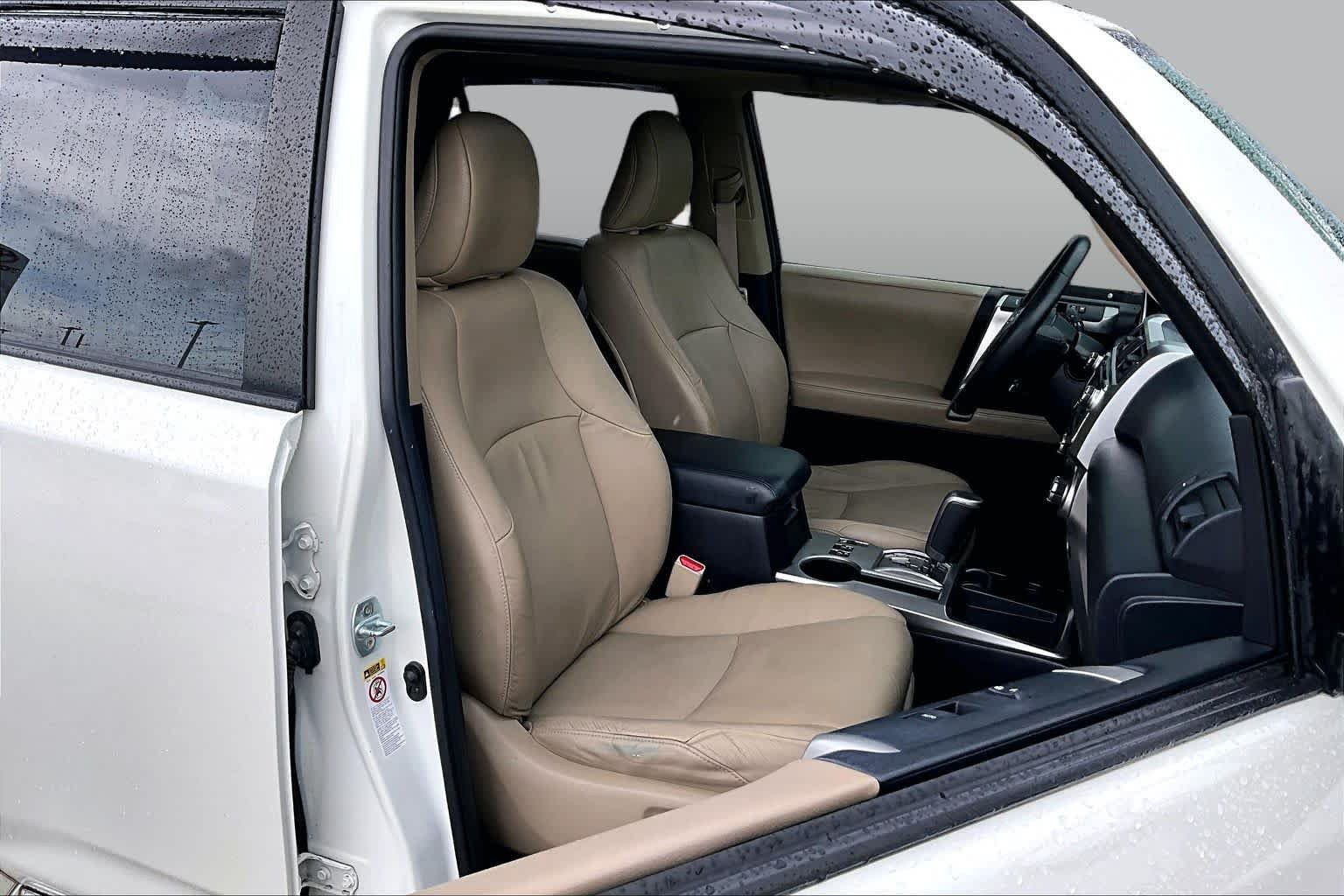 Used 2013 Blizzard Pearl Metallic Toyota Limited image 9