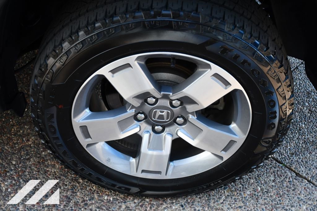 Used 2025 Black Honda RTL image 30