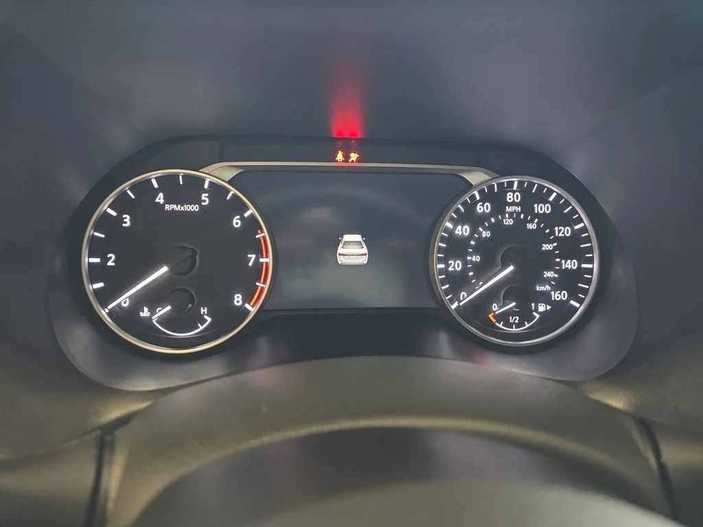 Used 2025 Rosewood Metallic Nissan SV image 15