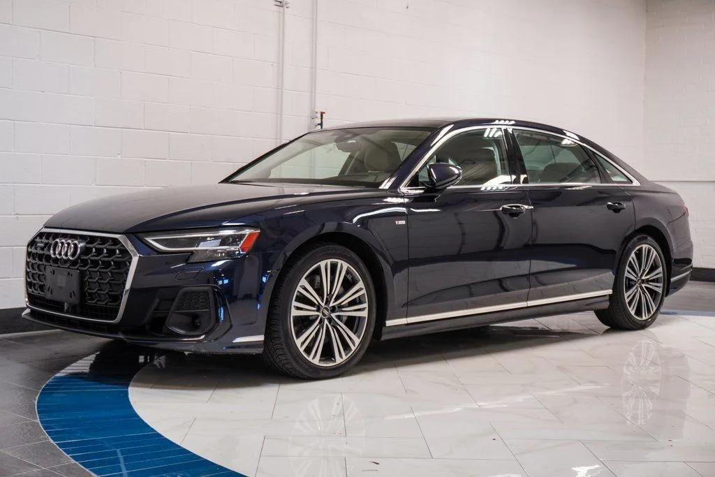 Used 2022 Blue Audi L 55 image 4