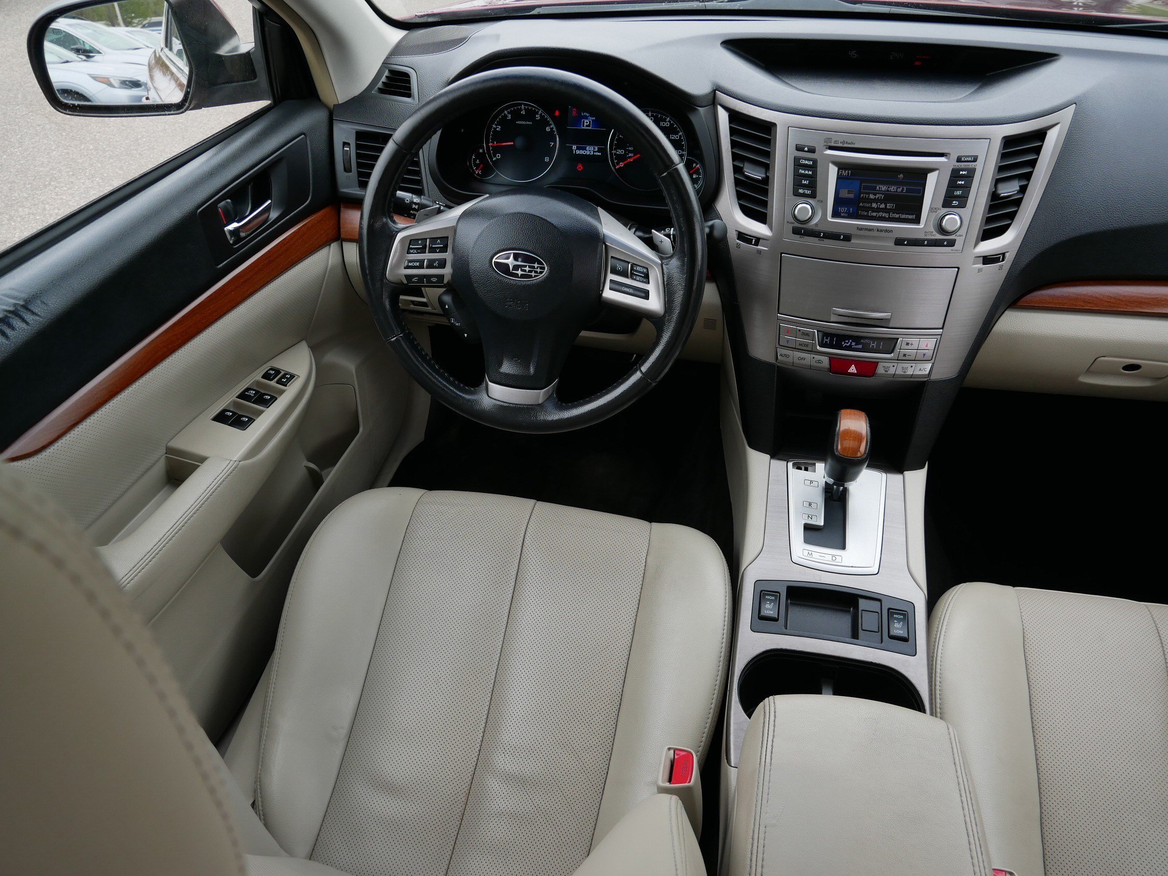 Used 2013 Venetian Red Pearl Subaru 3.6R Limited image 9