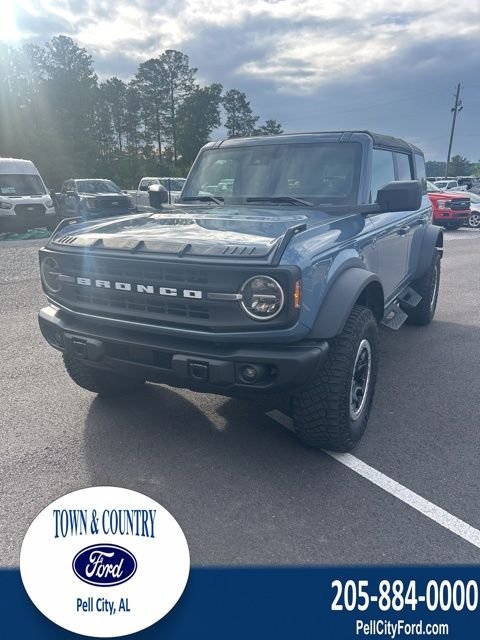 2024 Ford Bronco Black Diamond Mid (322A) 4x4's photo