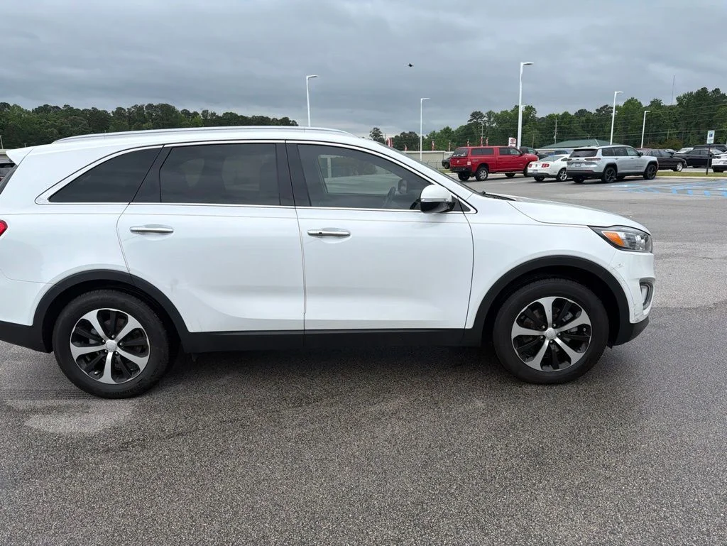 Used 2018 Kia Sorento EX with VIN 5XYPH4A17JG404754 for sale in New Bern, NC