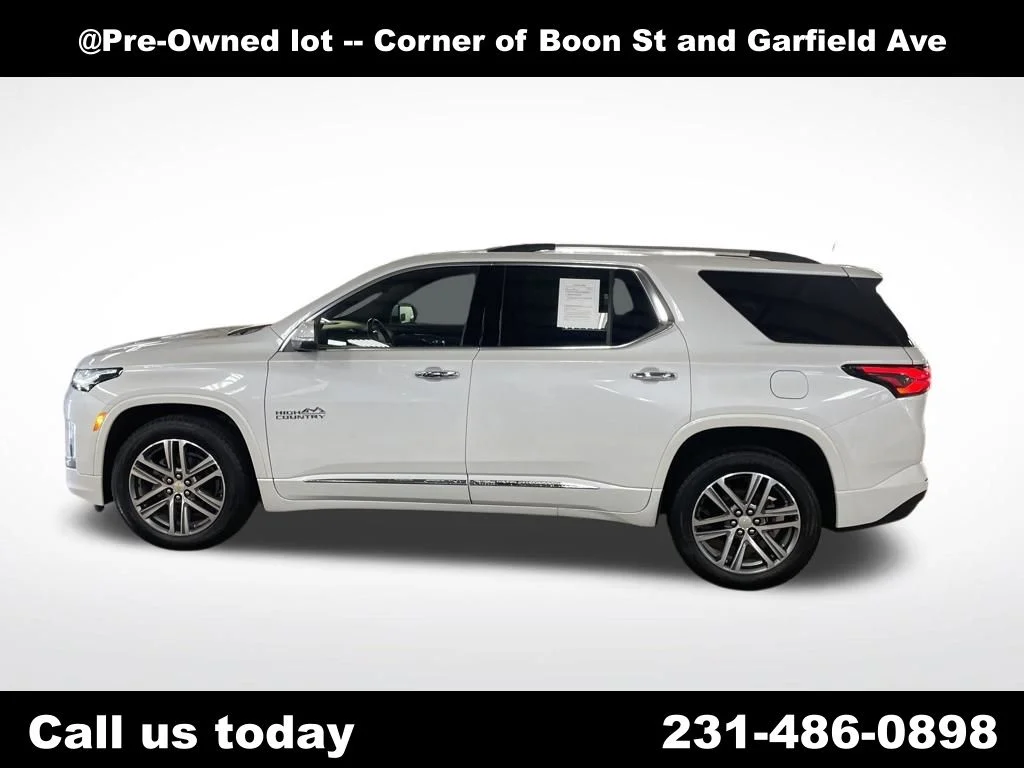 Used 2023 Beige Chevrolet High Country image 2