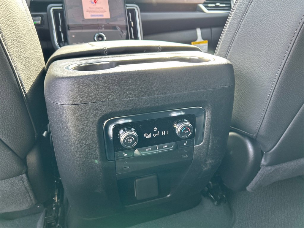 2026 GMC YUKON XL - Image 30
