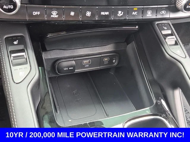 Used 2024 White Pearl Kia SX image 29