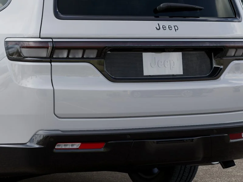 New 2026 Bright White Clear-Coat Exterior Paint Jeep  image 47