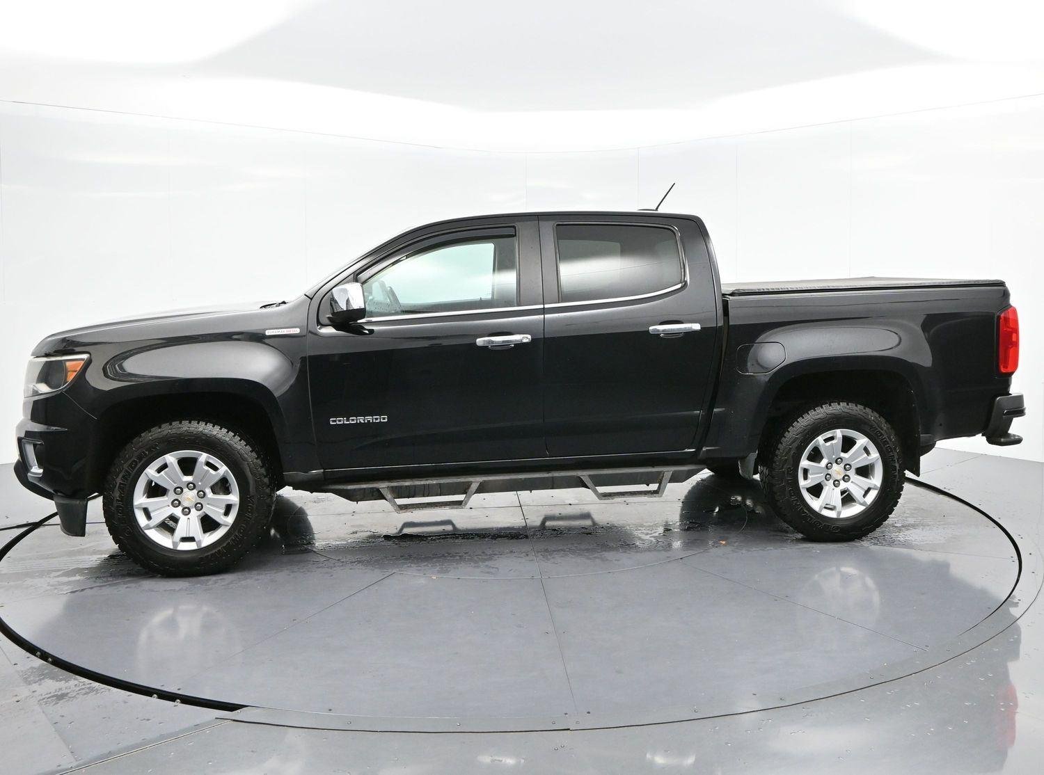 Used 2016 Black Chevrolet 2WD LT image 4