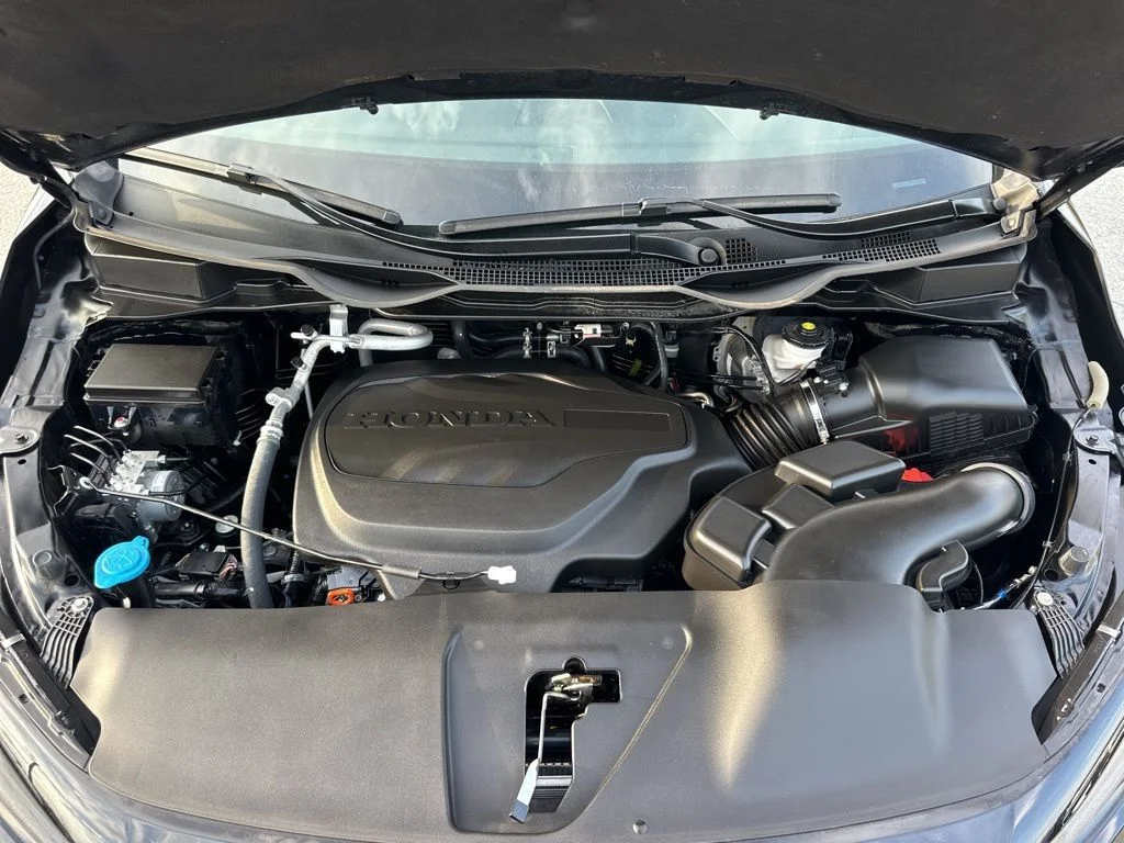 Used 2025 Black Honda Sport-L image 32