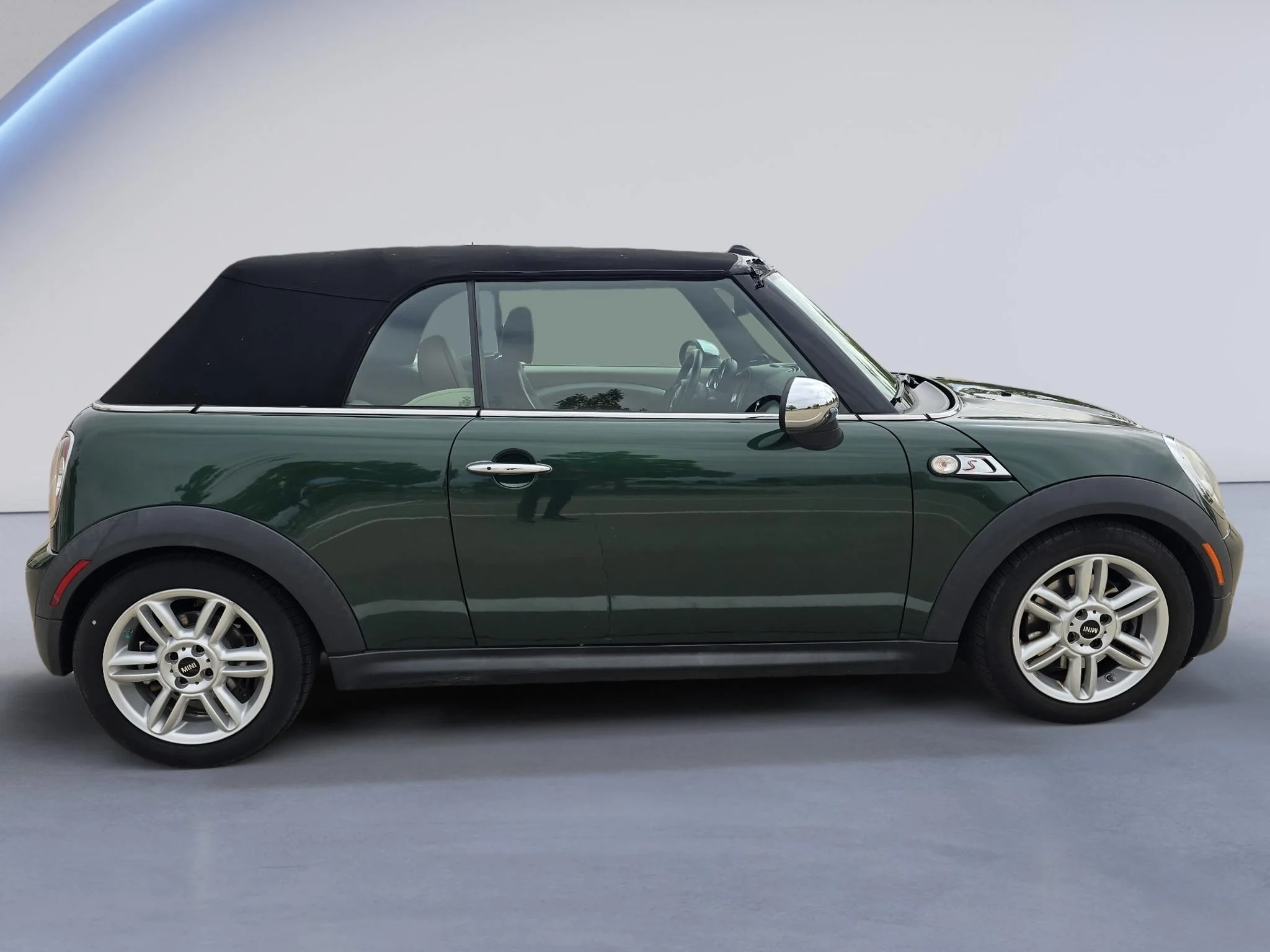 Used 2013 Green MINI S image 7