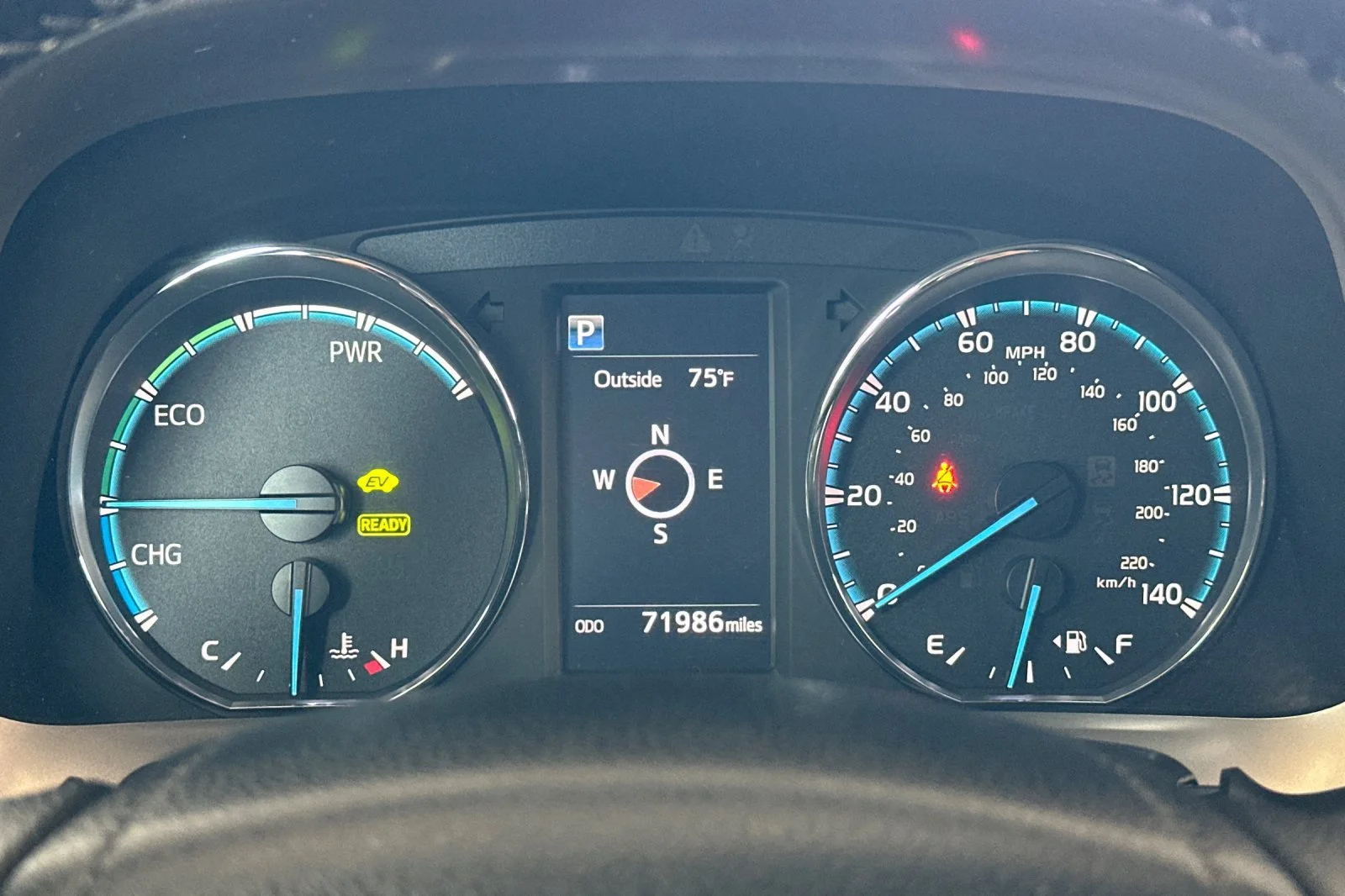 Used 2016  Toyota XLE image 25