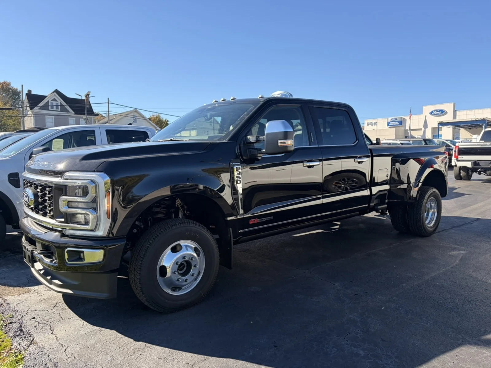 New 2027 Agate Black Metallic Ford F-350® Platinum® image 4