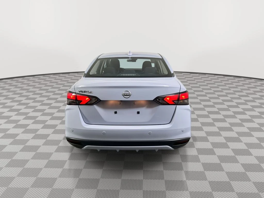 2025 Nissan Versa Sedan SV - Photo 7
