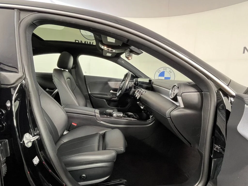 Used 2021  Mercedes-Benz CLA 250 image 20