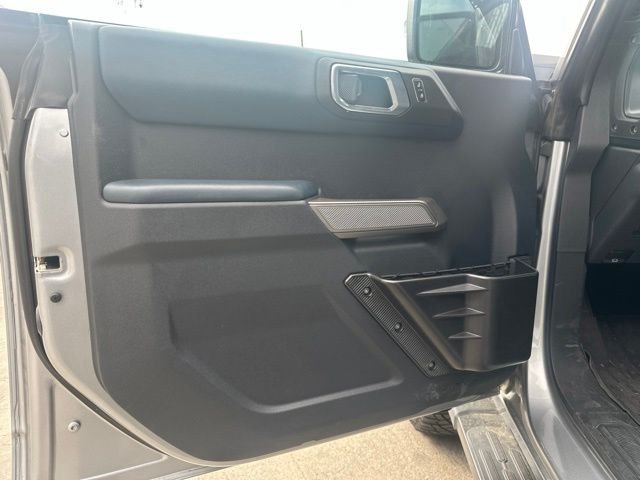 Used 2023 Silver Ford Outer Banks image 13