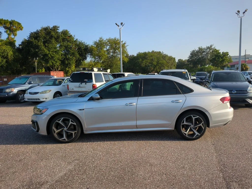 Used 2020 Silver Volkswagen 2.0T R-Line image 2