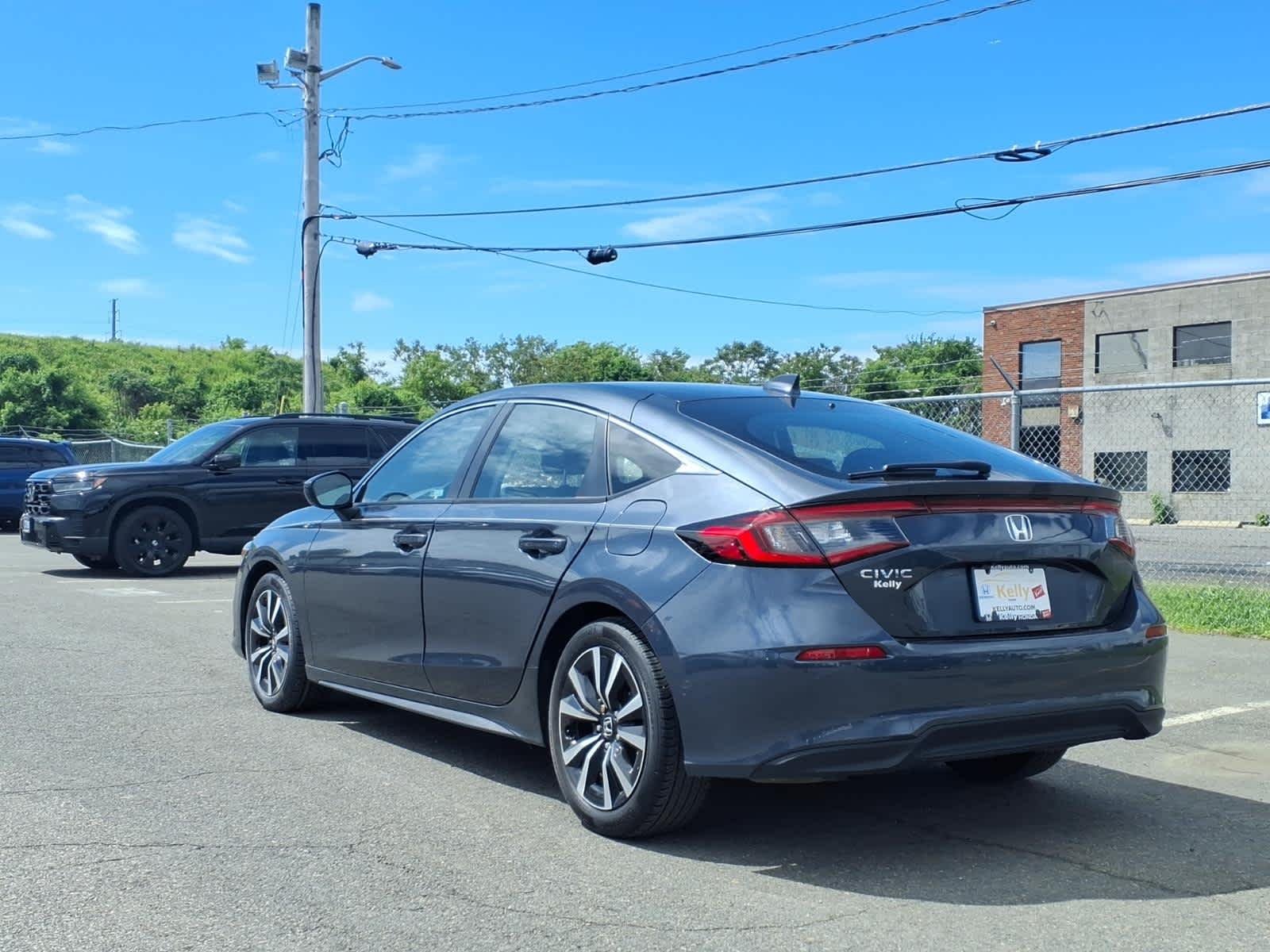 Certified Used 2024 Meteorite Gray Metallic Honda EX-L image 7
