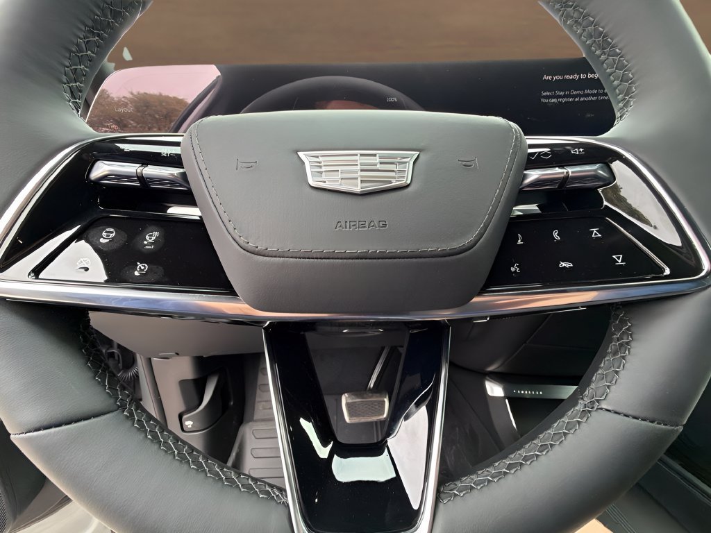 2027 Cadillac LYRIQ Signature Sport - Photo 12
