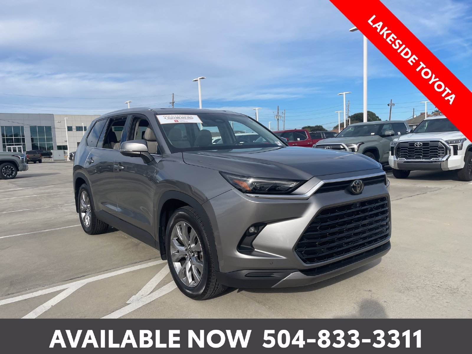 Certified Used 2025  Toyota Limited image 8