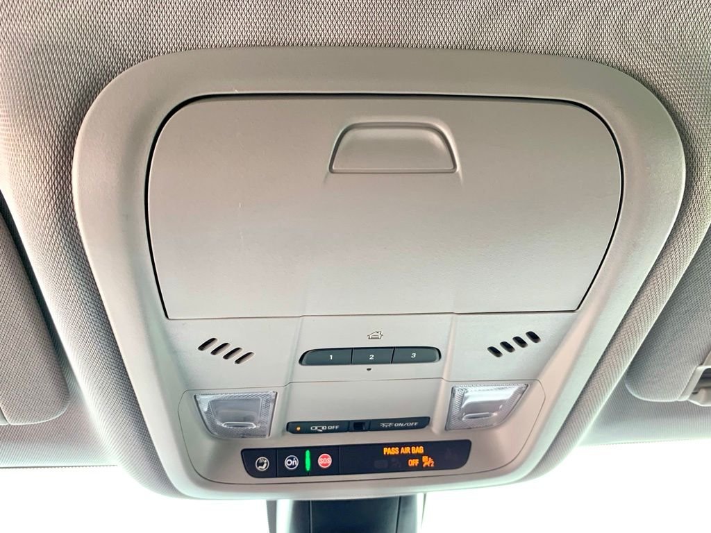 Used 2024 White Chevrolet LT image 37