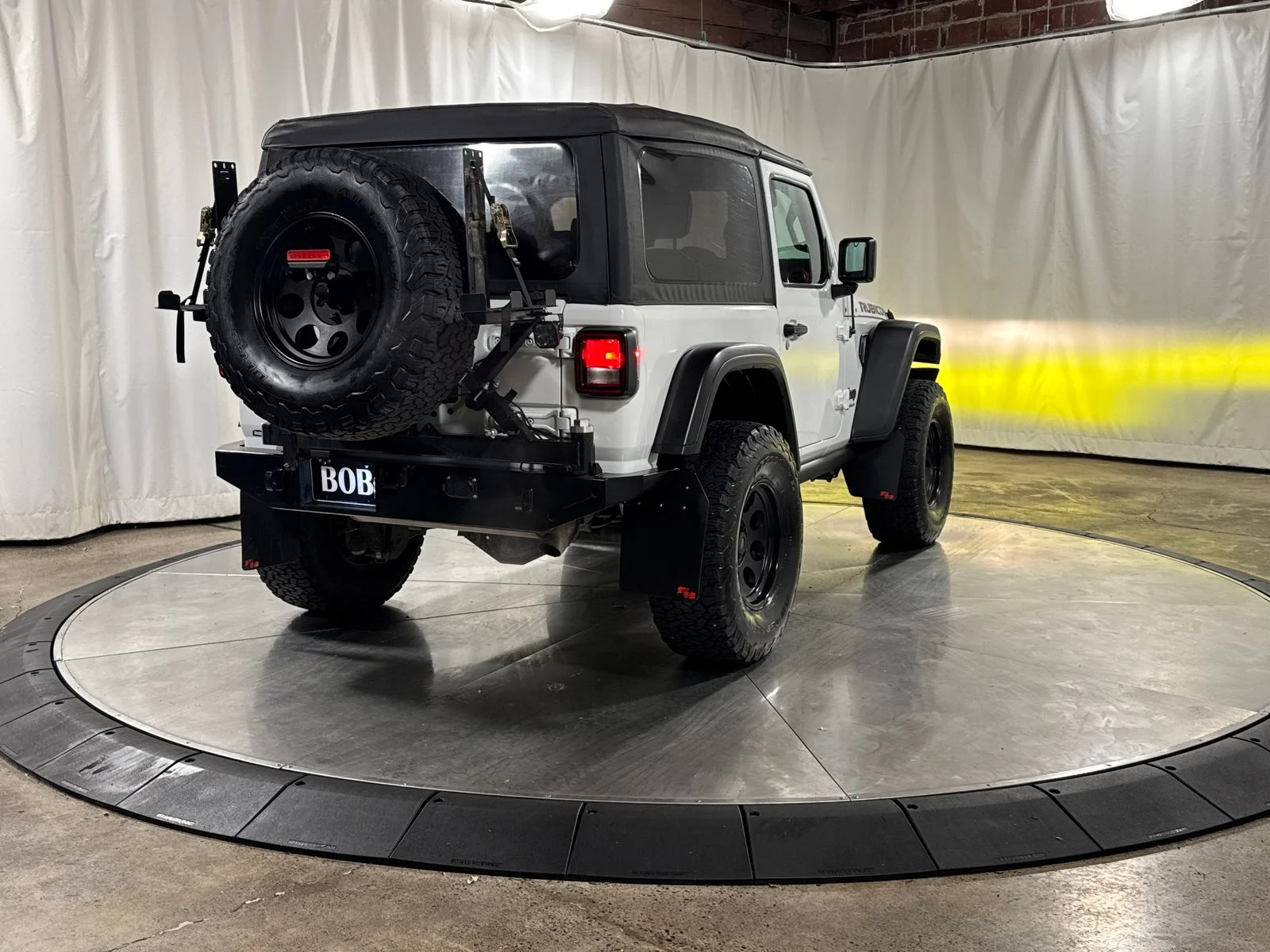 Used 2020 White Jeep Rubicon image 8