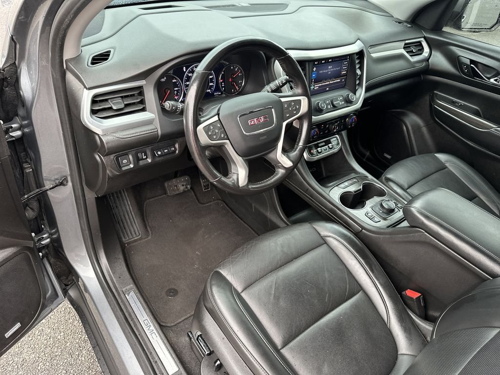 2021 GMC Acadia SLT - Photo 10