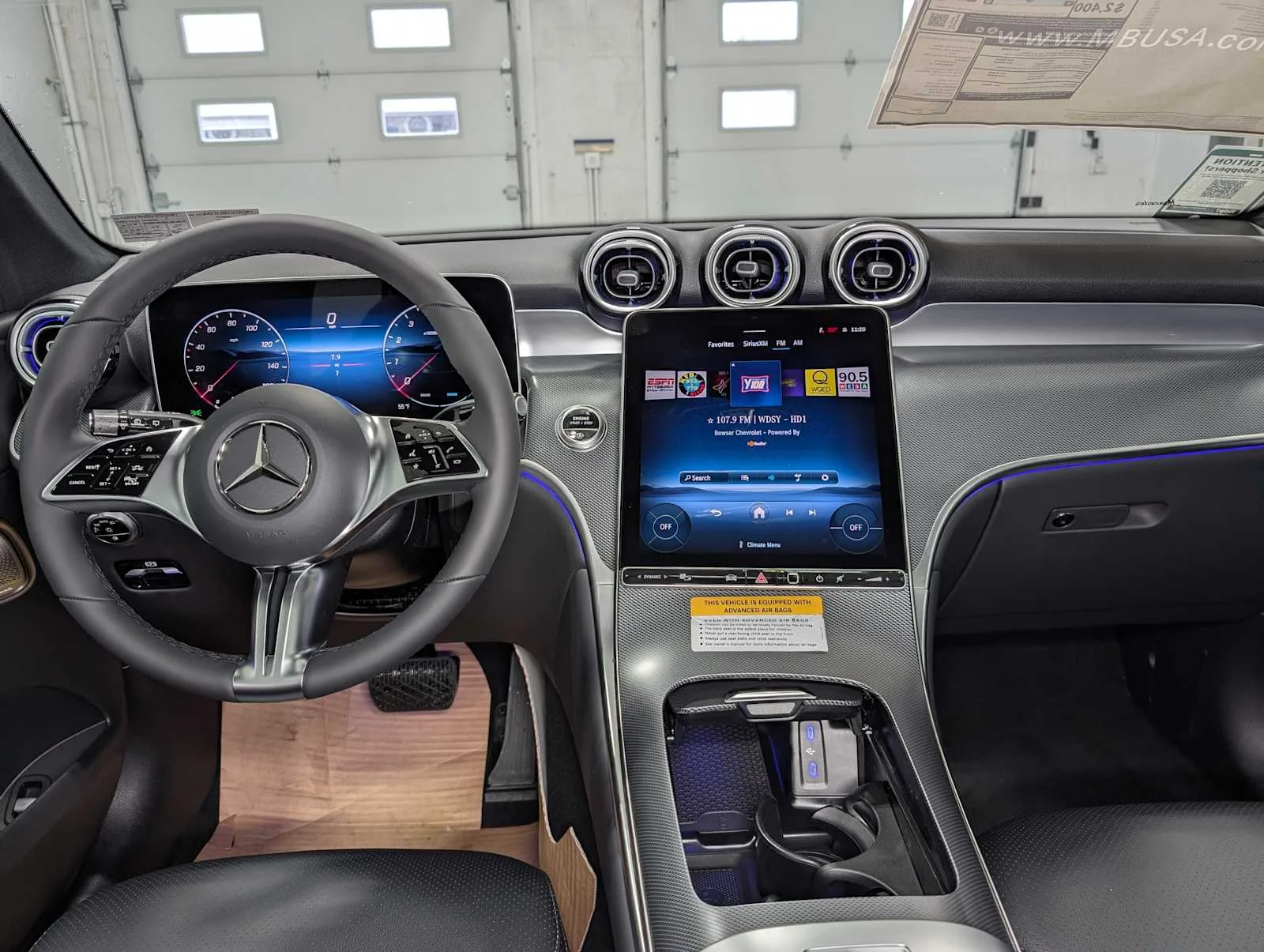 Used 2026 Polar White Mercedes-Benz GLC 300 image 16