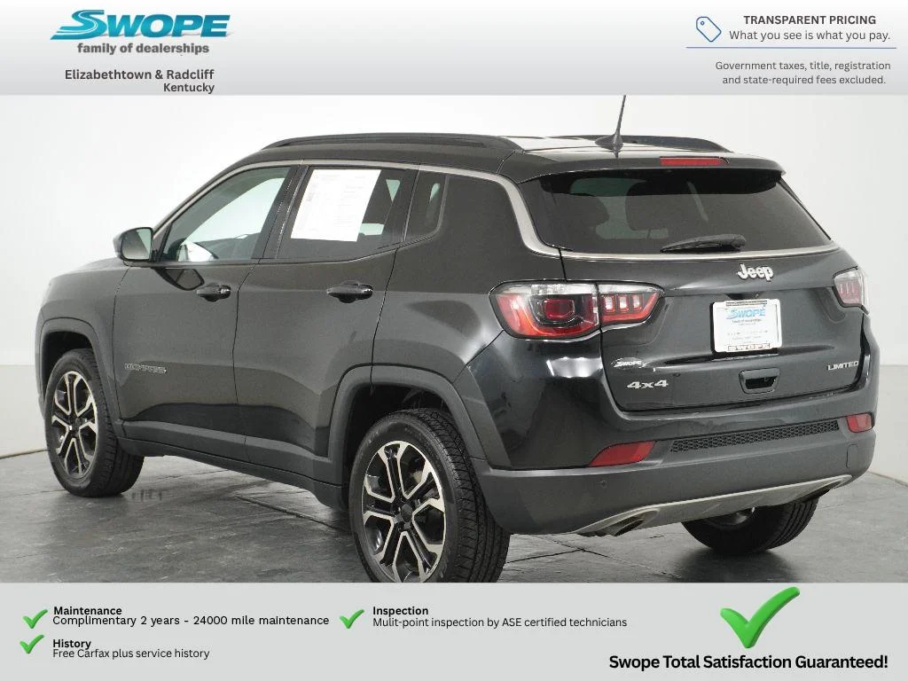Certified Used 2023 Diamond Black Crystal Pearlcoat Jeep Limited image 5