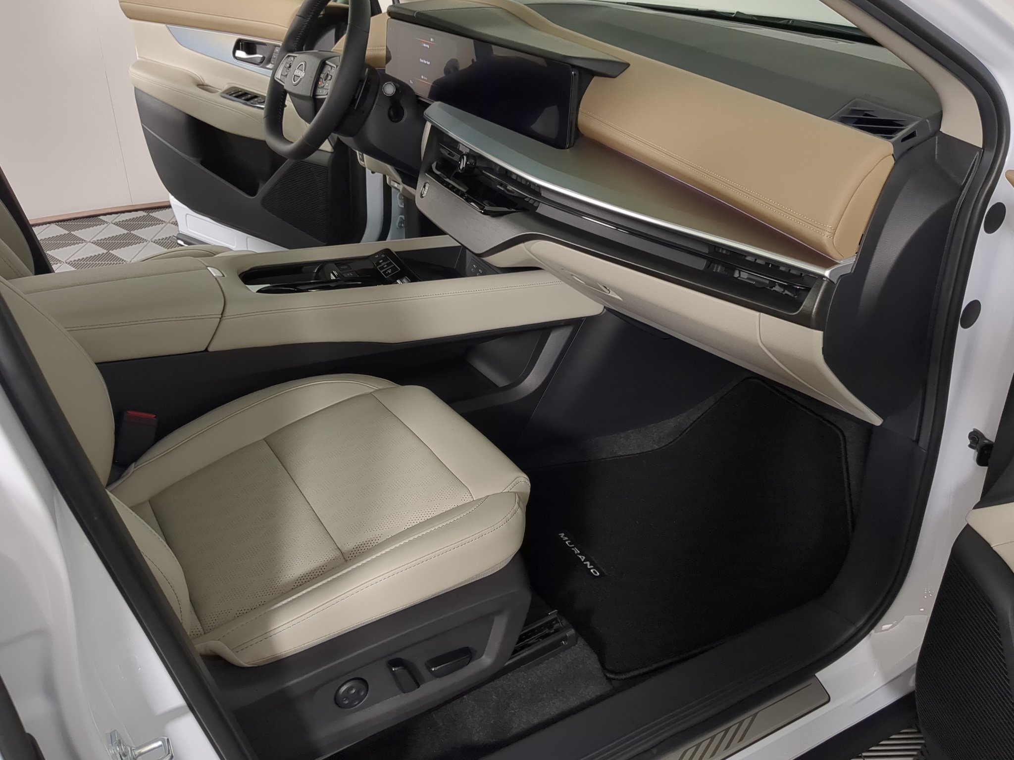 New 2027 Everest White Pearl TriCoat Nissan Platinum image 21