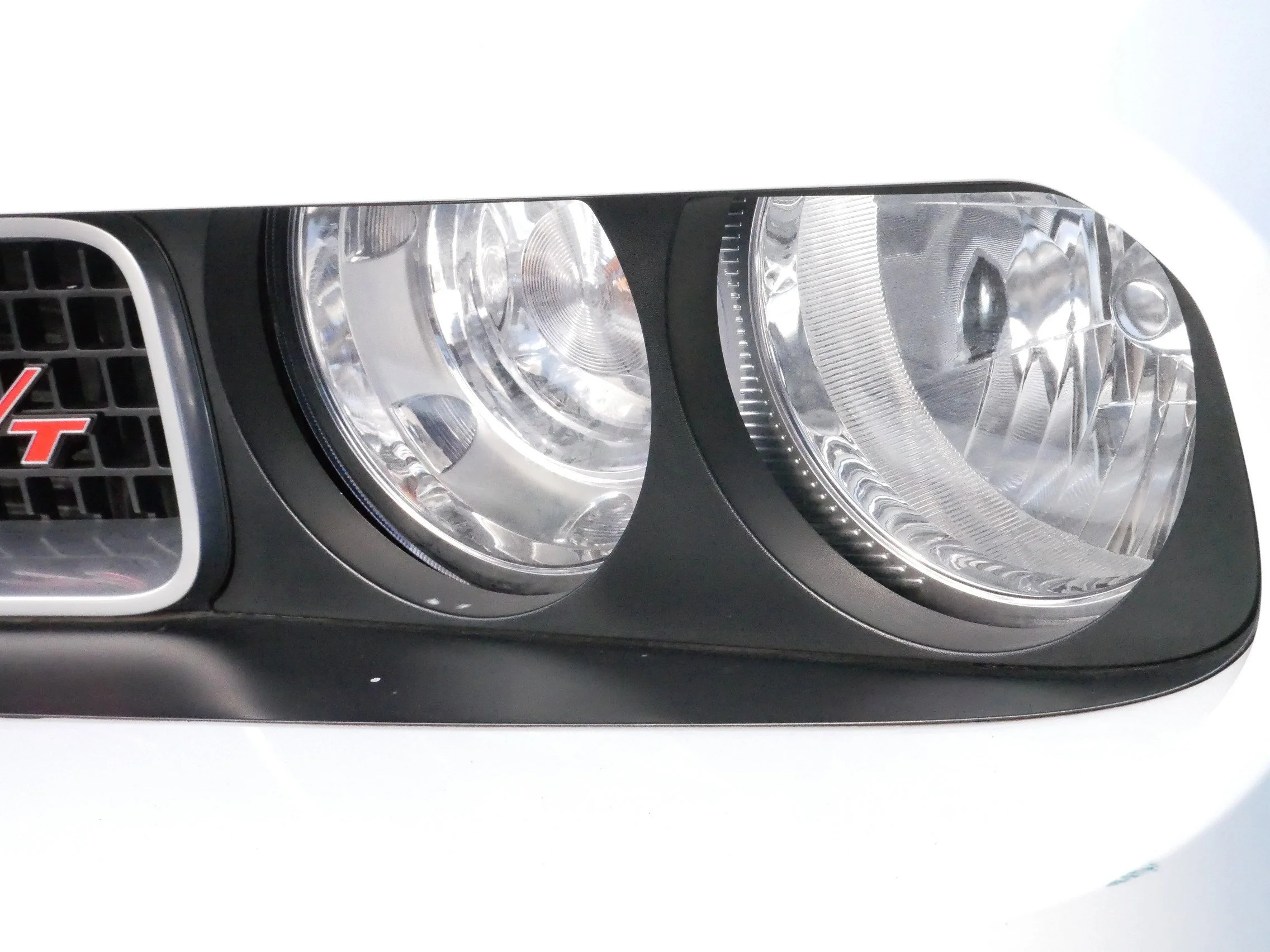 Used 2013 Bright White Dodge R/T image 16