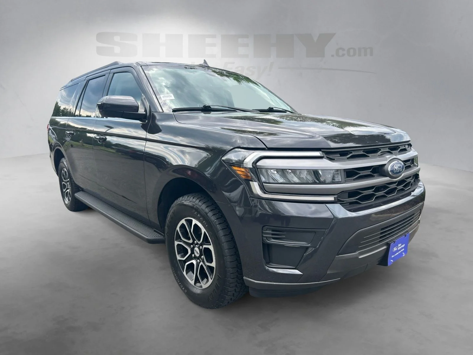 Used 2024 Gray Ford XLT image 2