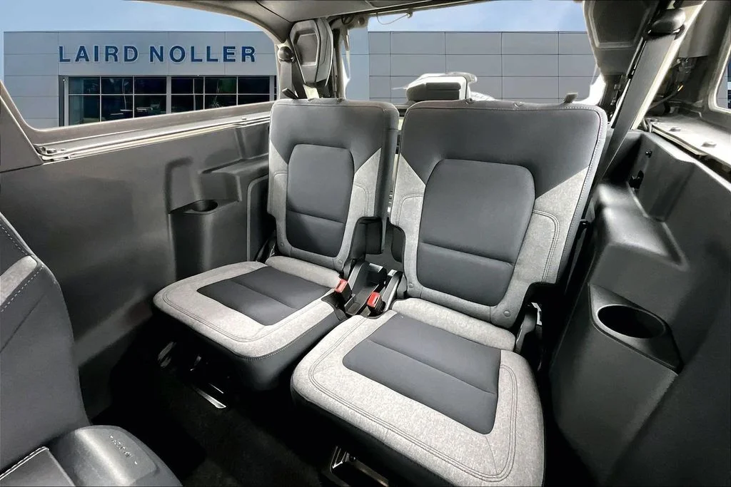 New 2025 Beige Ford Base image 24